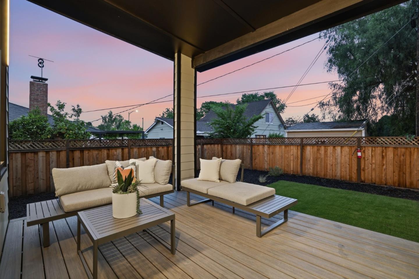 3012 Vistamont Drive