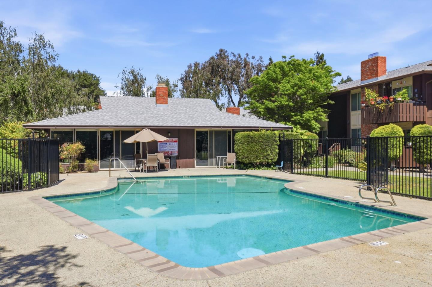 100 East Middlefield Road 3B