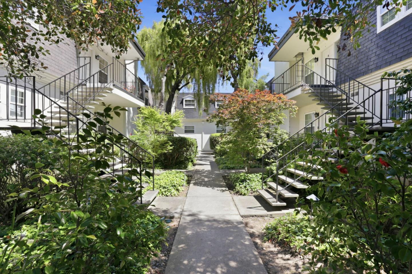 451 Oak Grove Avenue 1