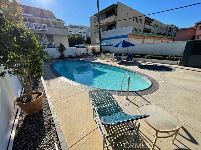 985 E California BLVD Unit: 307