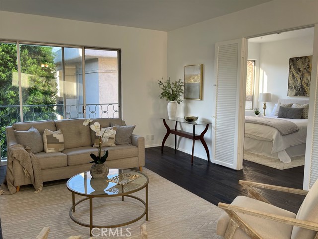 985 E California BLVD Unit: 307