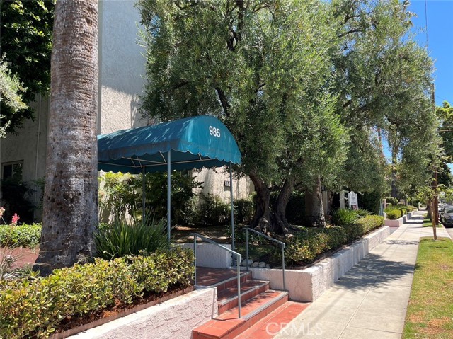 985 E California BLVD Unit: 307
