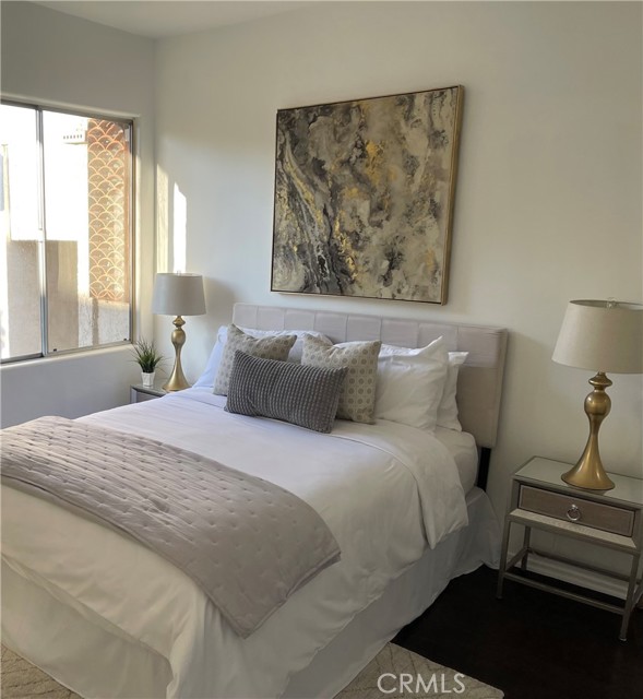 985 E California BLVD Unit: 307