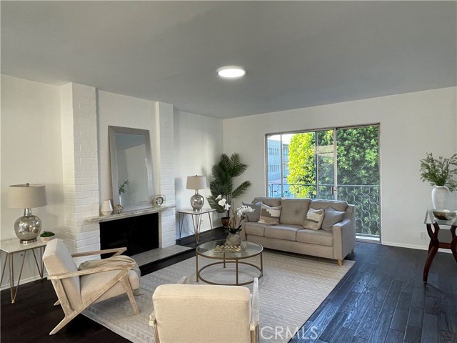 985 E California BLVD Unit: 307