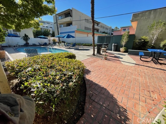 985 E California BLVD Unit: 307