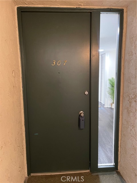 985 E California BLVD Unit: 307