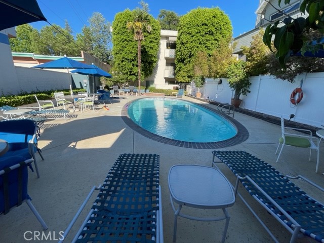 985 E California BLVD Unit: 307