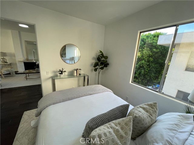 985 E California BLVD Unit: 307