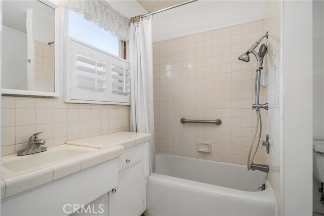 504 W Front St,