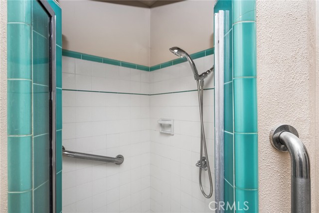 504 W Front St,