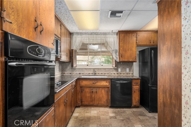 504 W Front St,