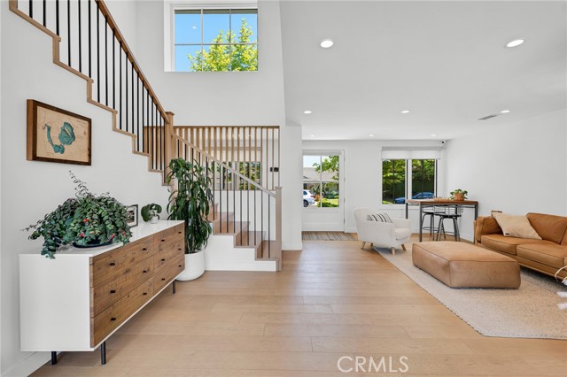 23241 Aetna Street