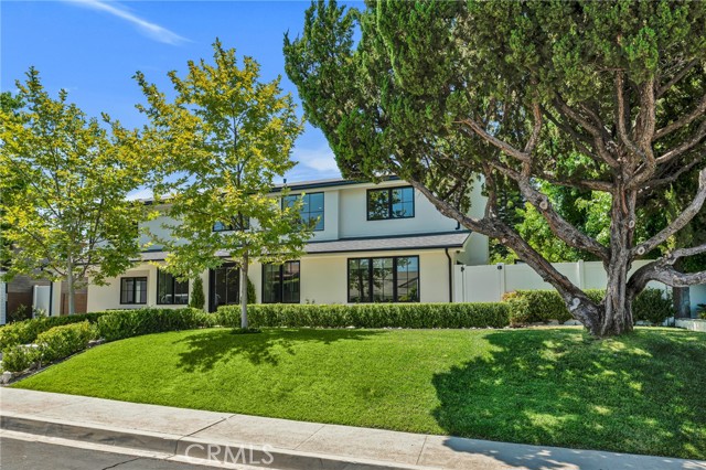 23241 Aetna Street