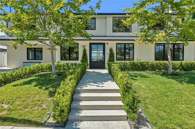23241 Aetna Street