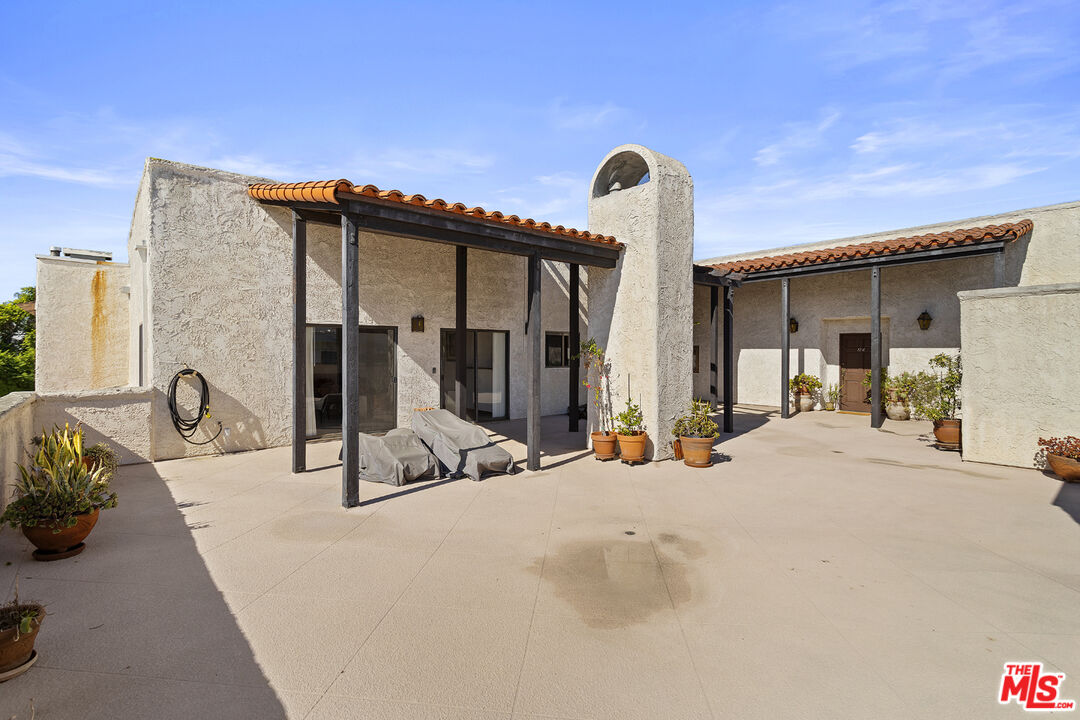 1110 S Shenandoah St Unit: 10