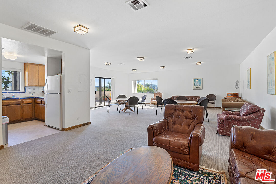 1110 S Shenandoah St Unit: 10