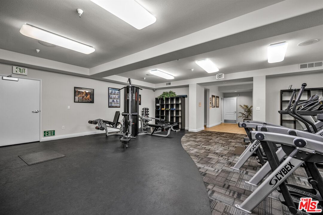 4060 Glencoe Ave Unit: 230