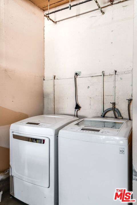 13825 Beaver St Unit: 21