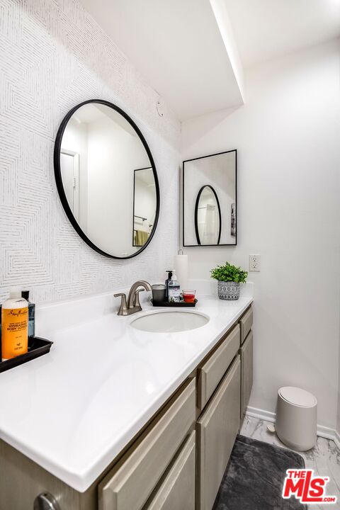 13825 Beaver St Unit: 21