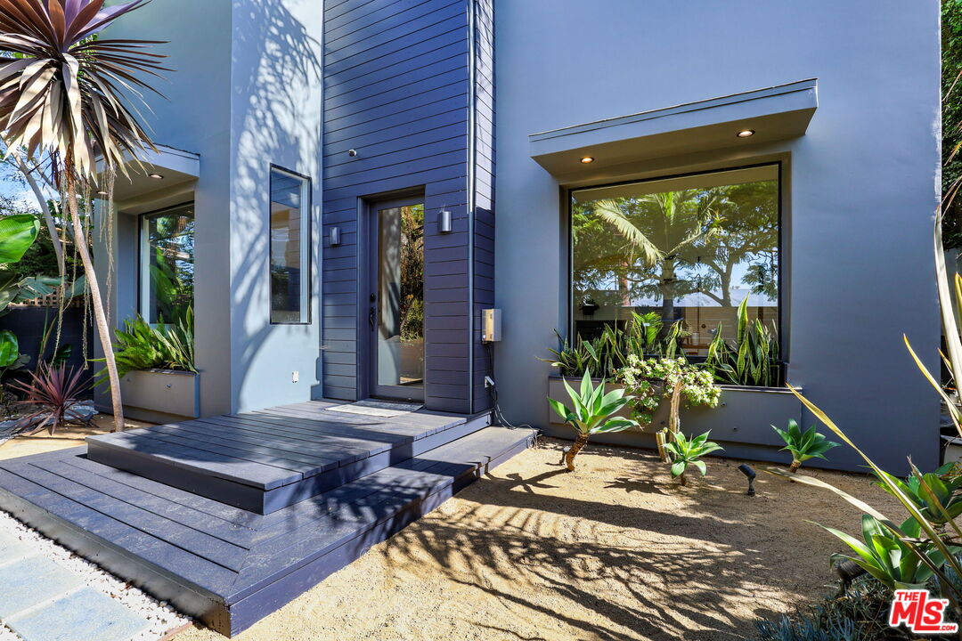 776 Sunset Ave