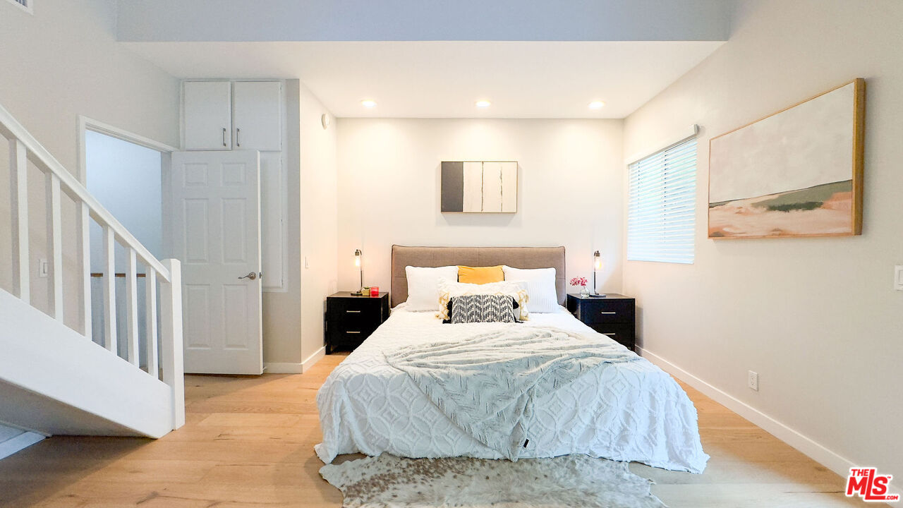 2405 34th St Unit: 9