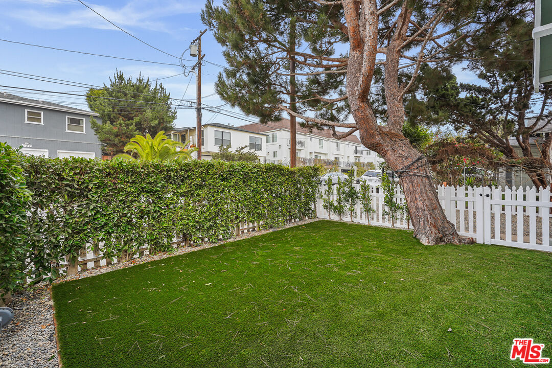 726 Pier Ave Unit: A