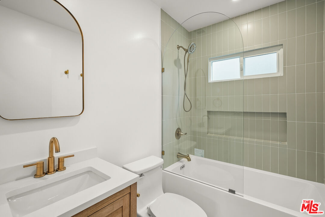 726 Pier Ave Unit: A