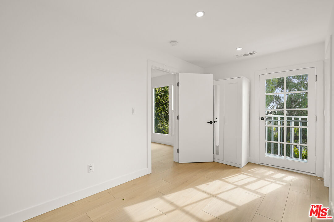 726 Pier Ave Unit: B