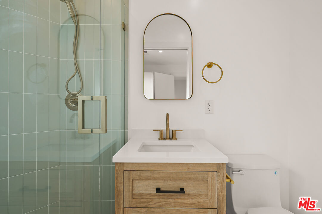 726 Pier Ave Unit: B