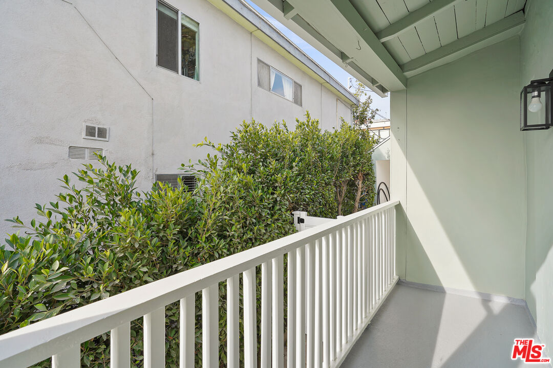 726 Pier Ave Unit: B