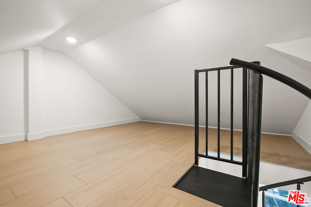 726 Pier Ave Unit: B