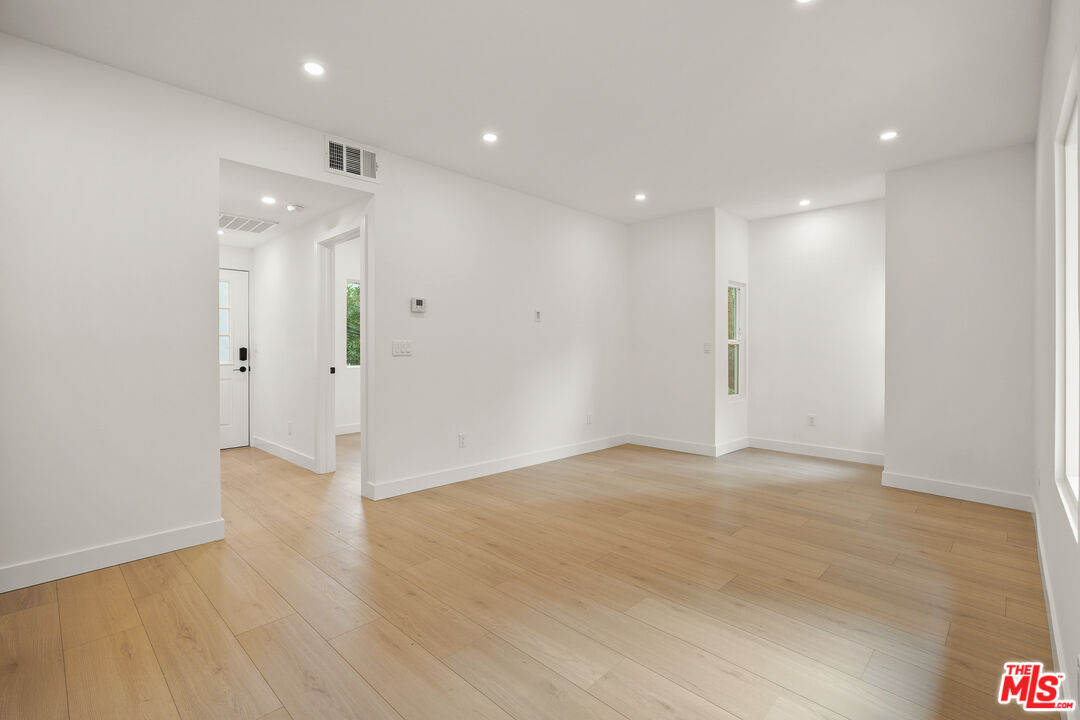 726 Pier Ave Unit: C