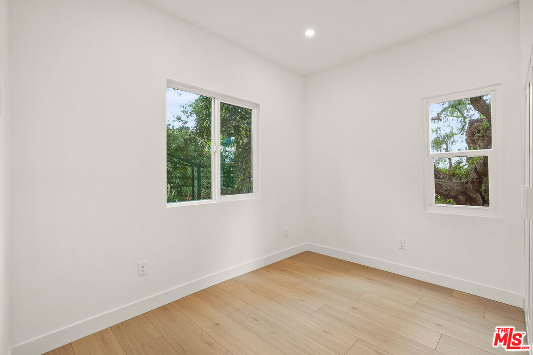 726 Pier Ave Unit: C