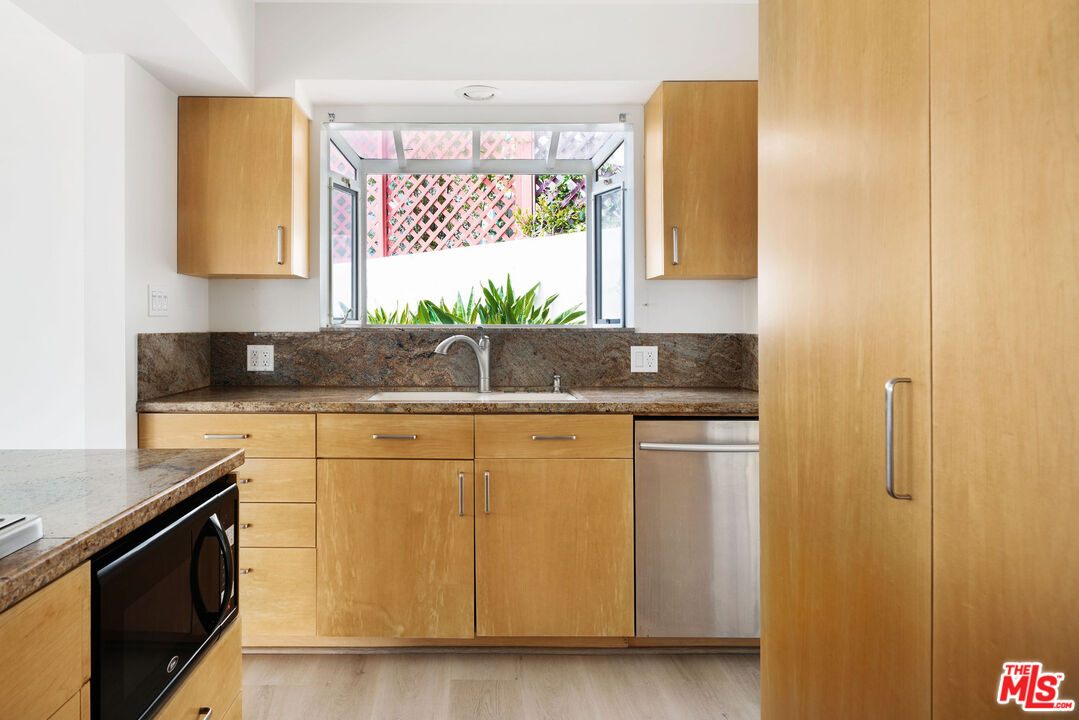 7000 Vista Del Mar Ln