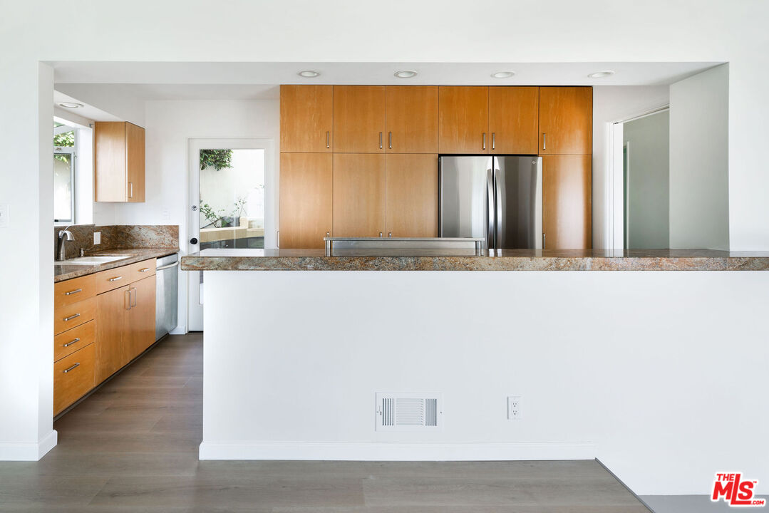 7000 Vista Del Mar Ln