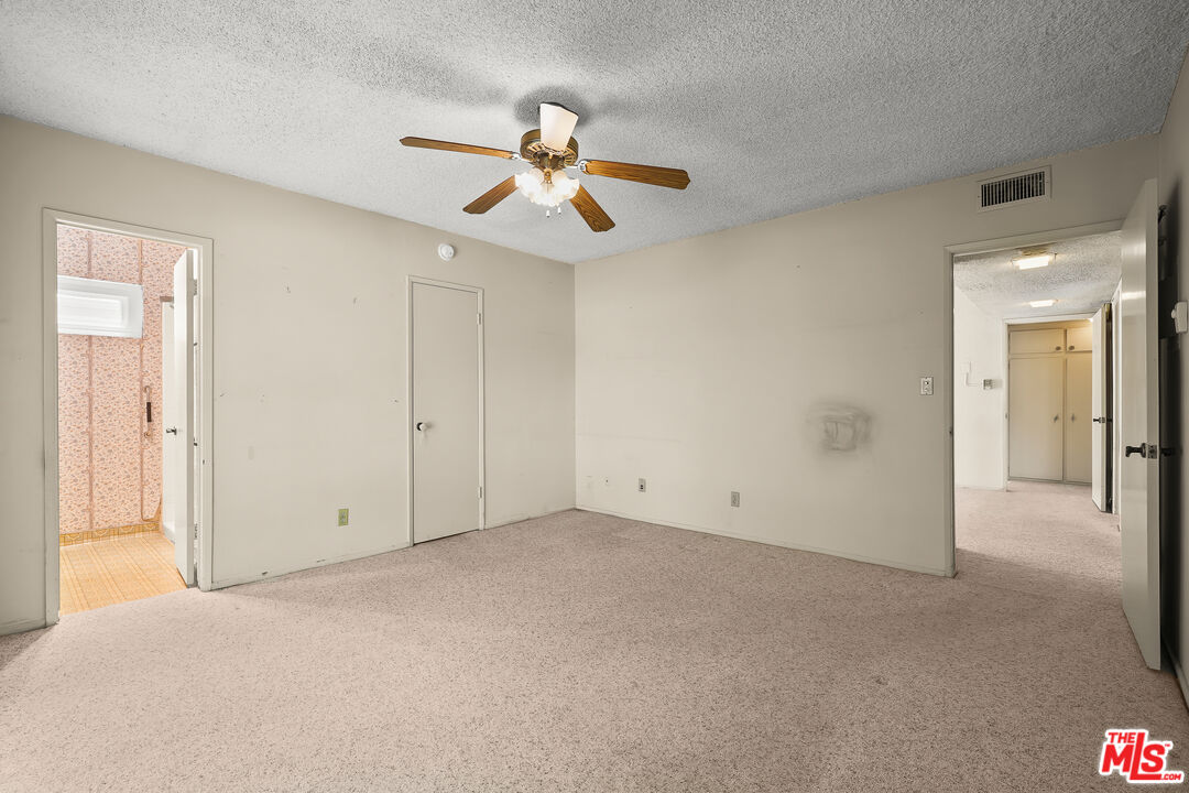 1203 N Sweetzer Ave Unit: 116