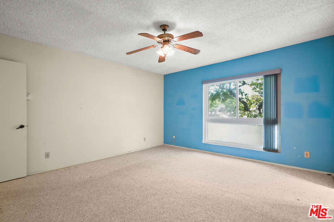 1203 N Sweetzer Ave Unit: 116