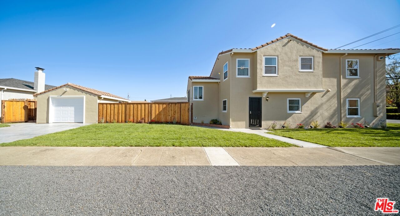 25134 Soto Rd