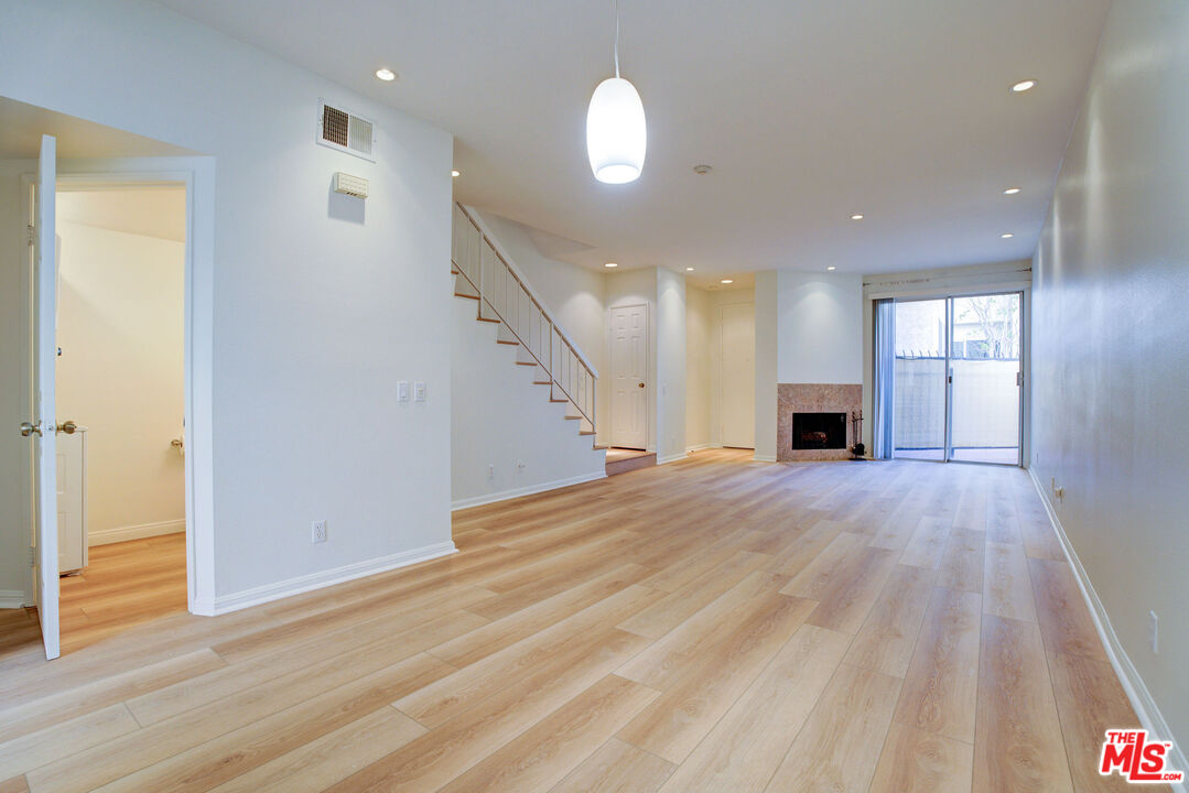 2405 34th St Unit: 31