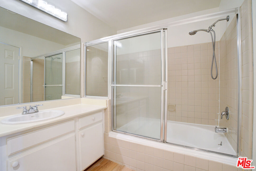 2405 34th St Unit: 31