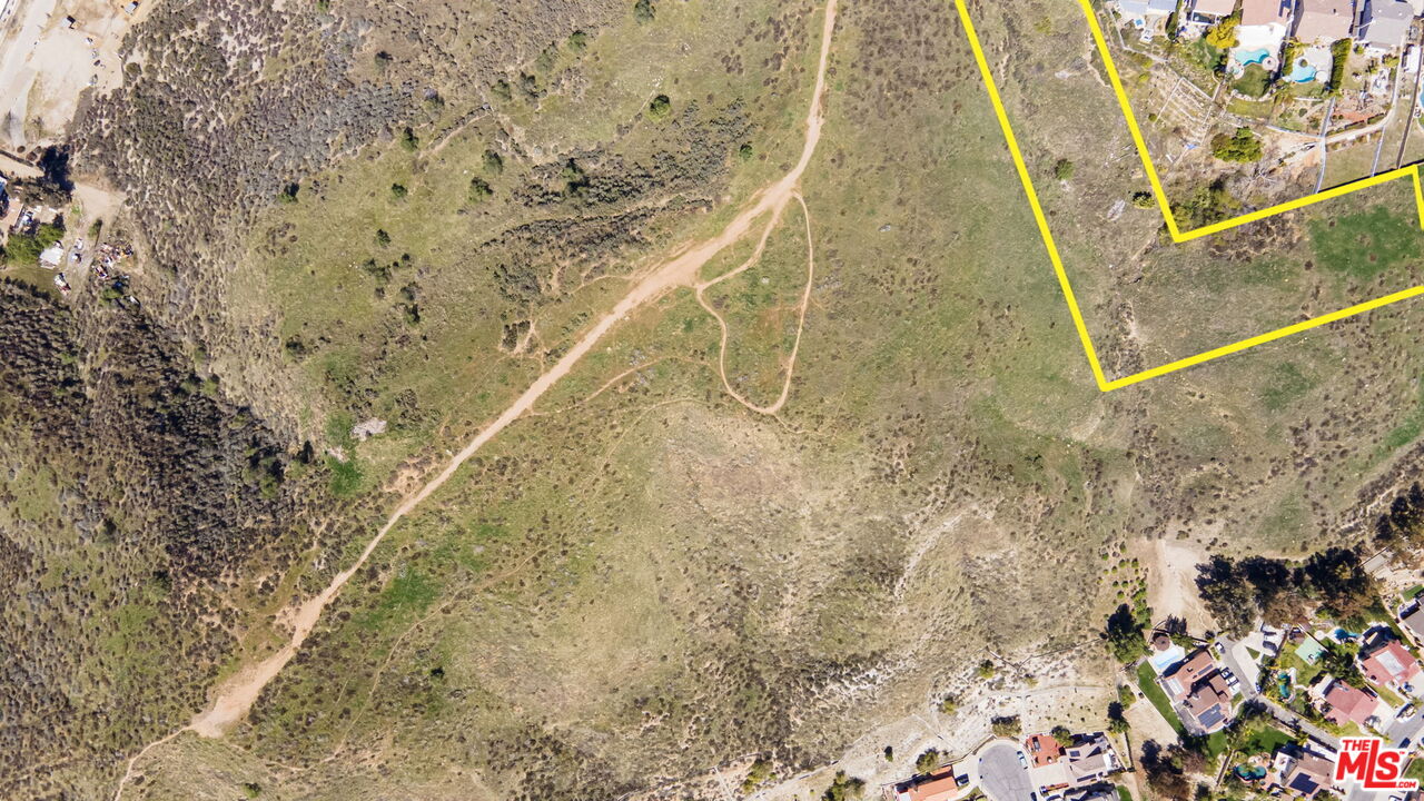 17366 Sierra Hwy
