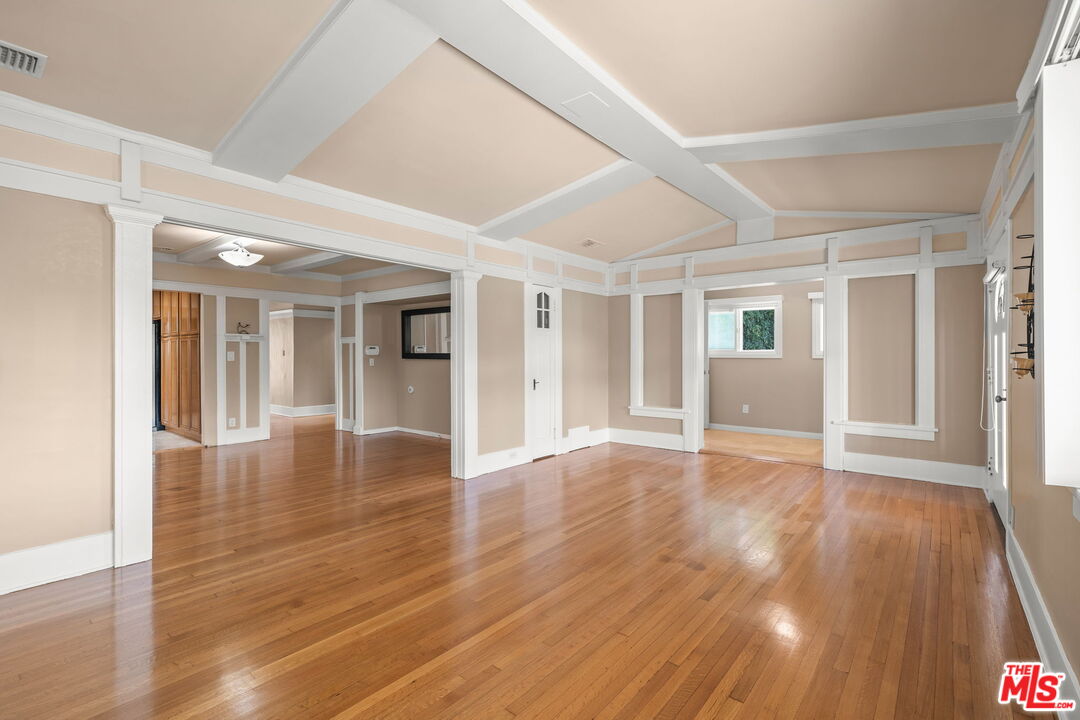 519 Elm Ave