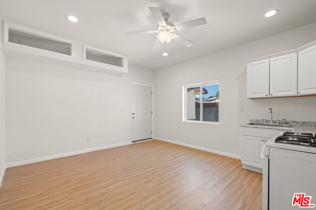 519 Elm Ave