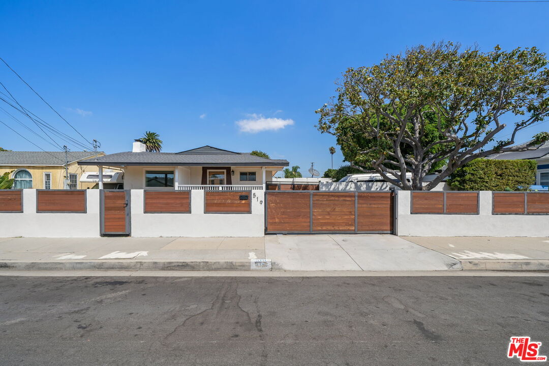 519 Elm Ave