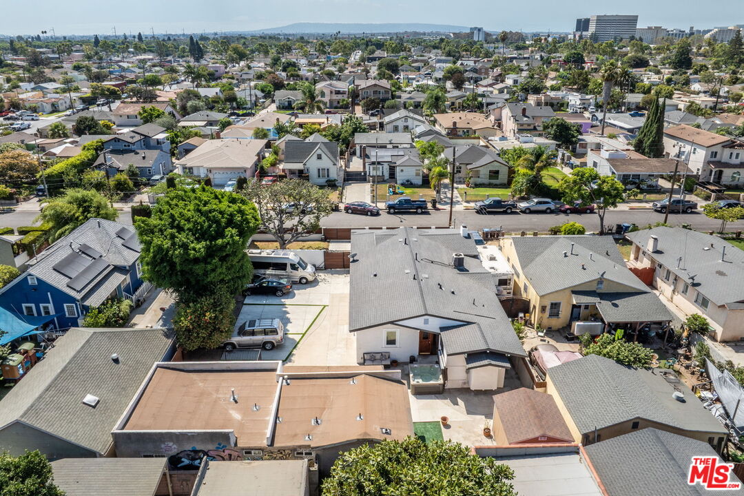 519 Elm Ave