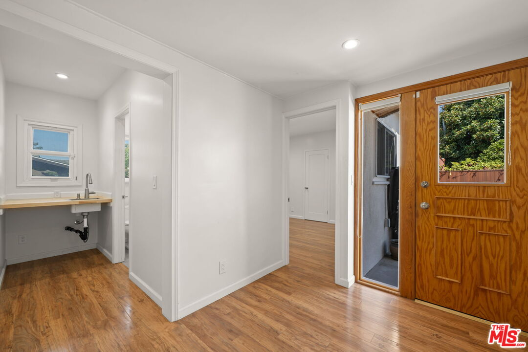 519 Elm Ave