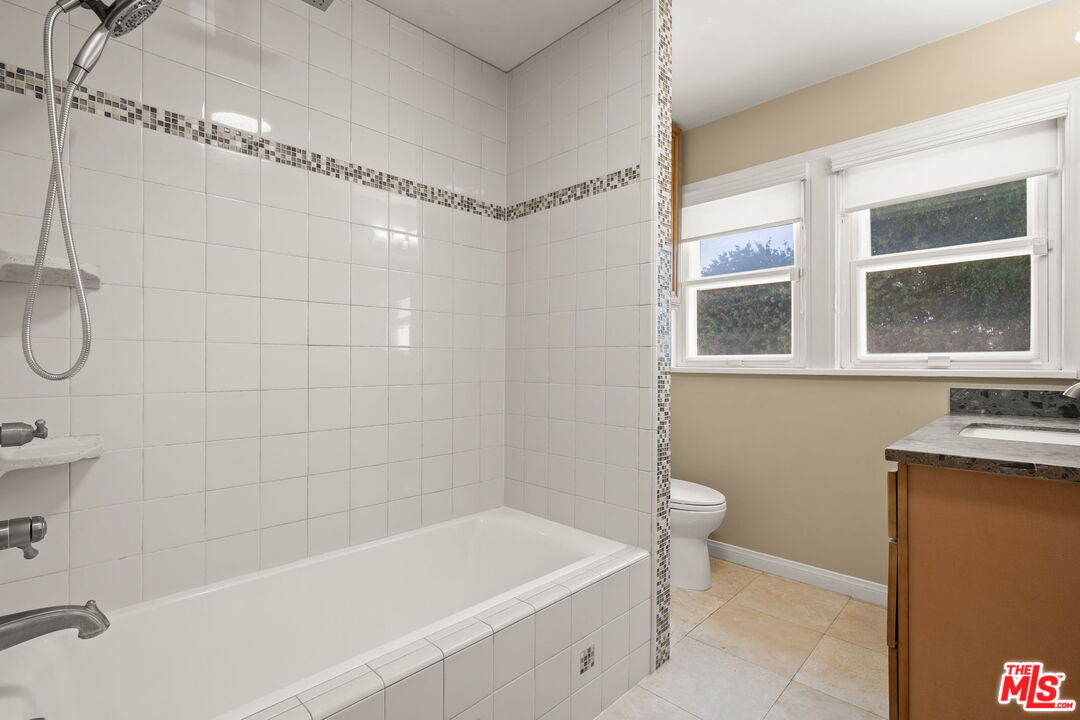 519 Elm Ave