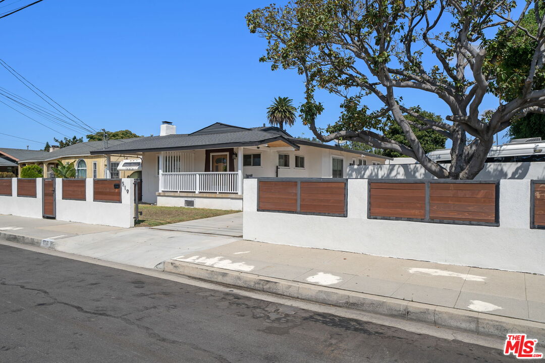 519 Elm Ave