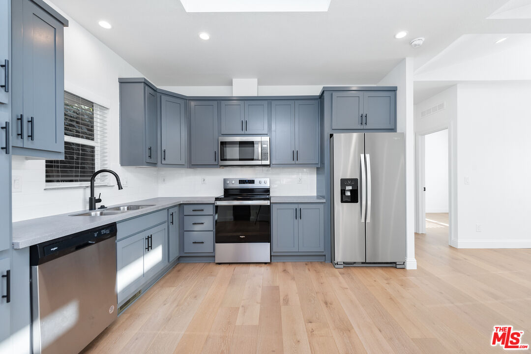 3023 Prospect Ave Unit: Unit B