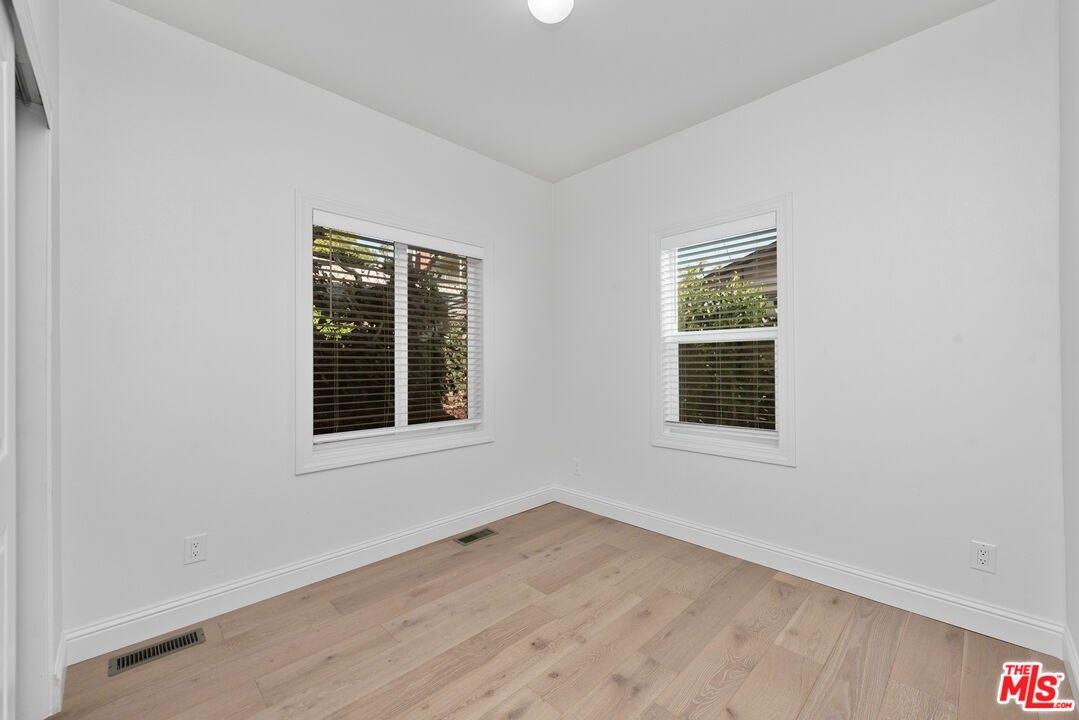 3023 Prospect Ave Unit: Unit B